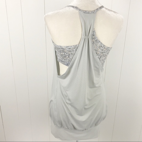 lululemon athletica Tops - Lululemon No Limits tank silver spoon 6 gray